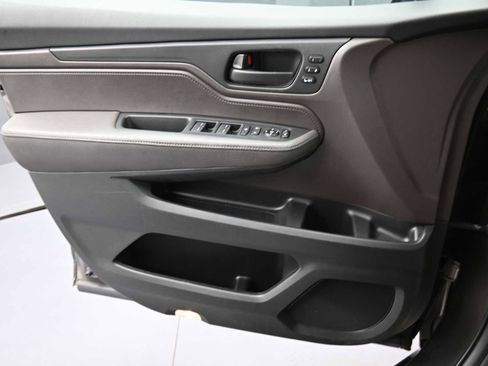 Used 2020 Honda Odyssey EX-L image 9