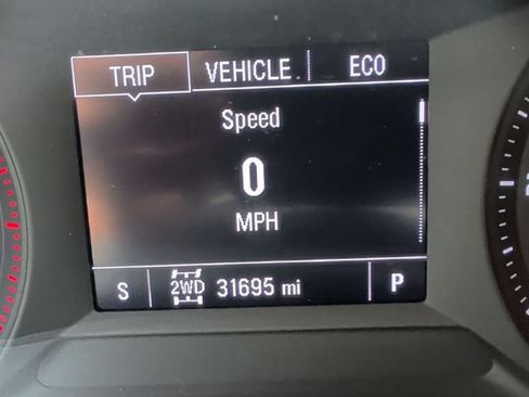 Used 2023 Chevrolet TrailBlazer LT w/ Convenience Package AWD/4WD image 14