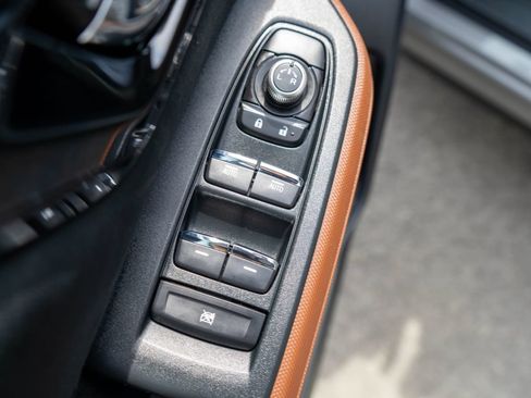 Used 2025 Subaru Forester Touring AWD/4WD image 18