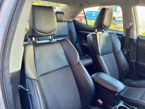 Used 2017 Toyota Corolla SE FWD image 27
