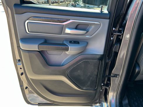 Used 2021 RAM 1500 Big Horn w/ Level 1 Safety Group AWD/4WD image 19