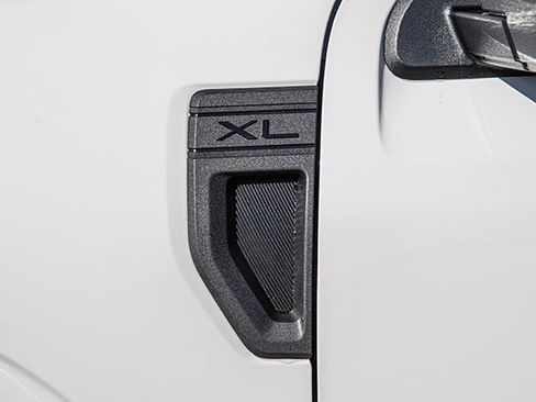 New 2025 Ford Maverick XL w/ 4K Tow Package image 17