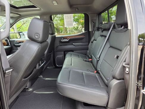 Certified 2023 GMC Sierra 1500 Denali w/ Denali Reserve Package AWD/4WD image 13