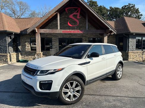 Used 2018 Land Rover Range Rover Evoque SE Premium image 1