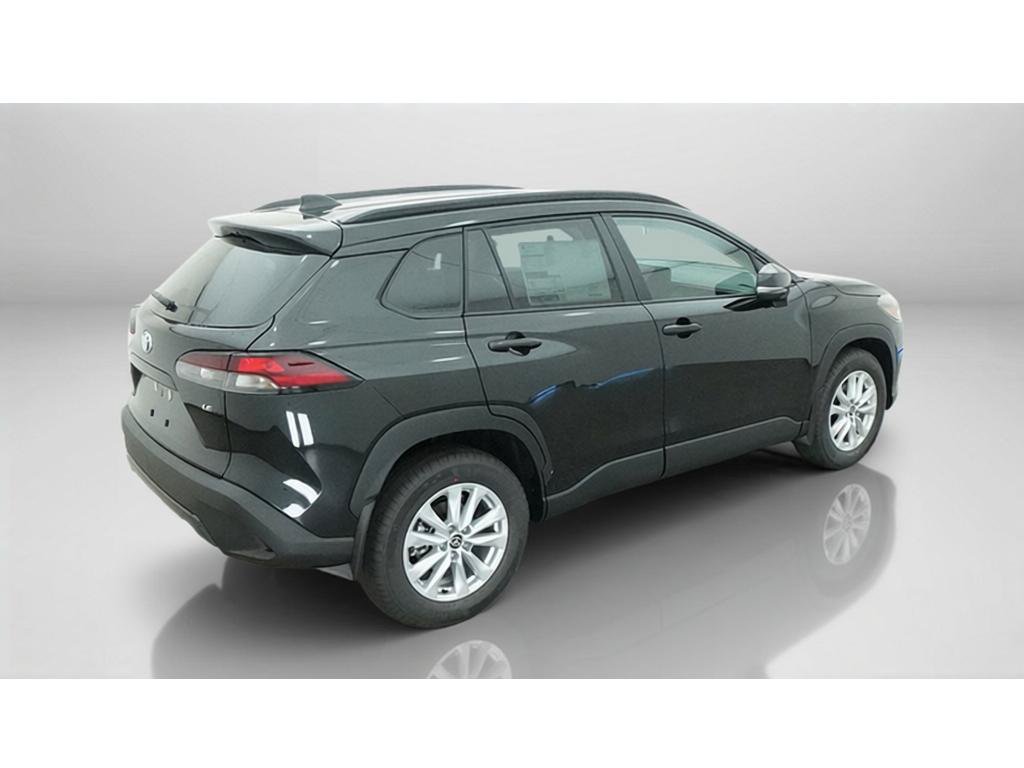 New 2026 Toyota Corolla Cross LE FWD image 9