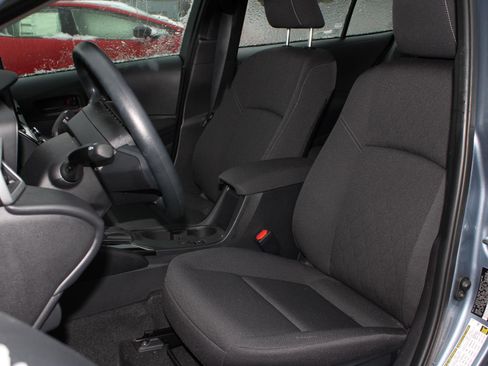 Used 2025 Toyota Corolla LE image 14