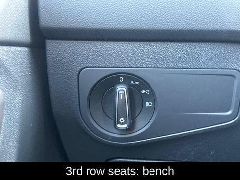 Used 2024 Volkswagen Tiguan SE FWD image 19