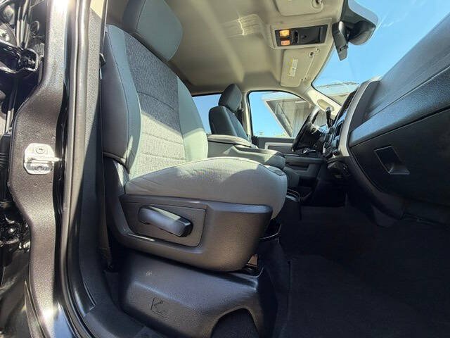 Used 2016 RAM 3500 Big Horn AWD/4WD image 26