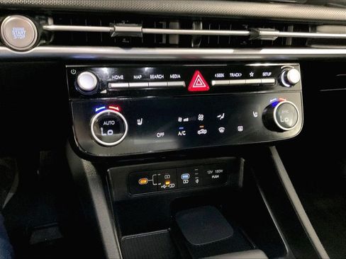 Certified 2025 Hyundai Santa Cruz XRT AWD/4WD image 25
