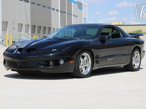 Used 1999 Pontiac Firebird Formula image 6