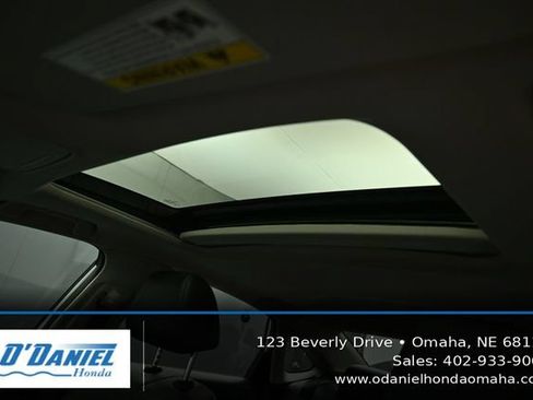 Used 2022 Honda Civic Touring image 35