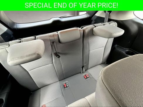 Used 2021 Toyota Highlander LE image 25