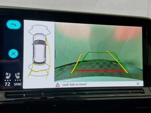 New 2026 Volkswagen Atlas Cross Sport SE image 13