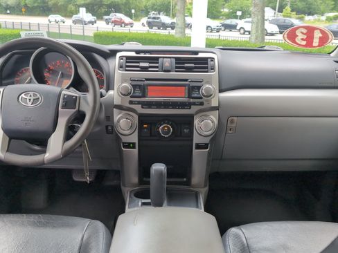 Used 2013 Toyota 4Runner SR5 RWD image 27