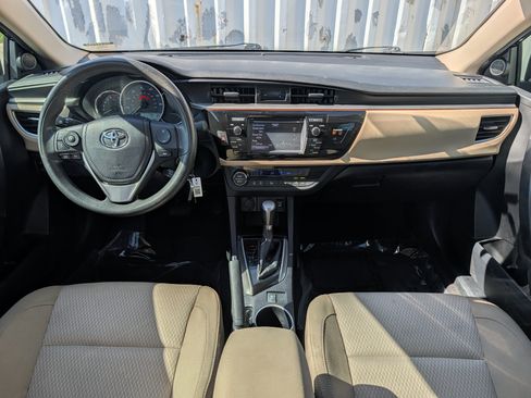 Used 2016 Toyota Corolla LE FWD image 15