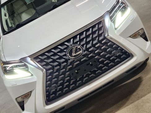 Used 2022 Lexus GX 460 Premium image 19