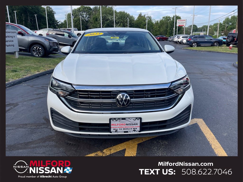 Used 2023 Volkswagen Jetta SE FWD image 8