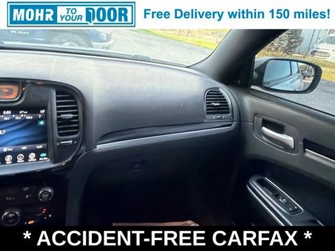Used 2021 Chrysler 300 S RWD image 32