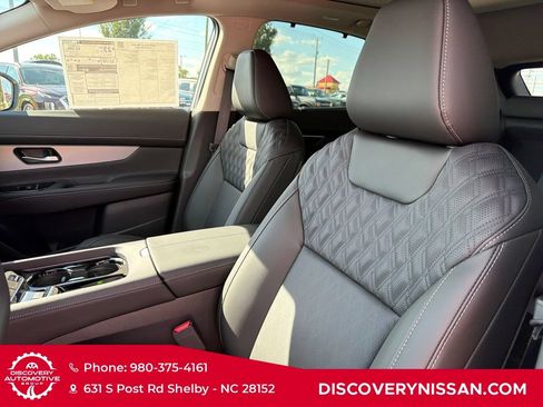 New 2026 Nissan Murano Platinum w/ Cargo Package AWD/4WD image 14