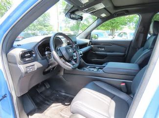 Used 2025 Honda Pilot TrailSport video 2