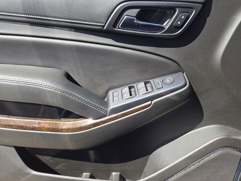 Used 2018 Chevrolet Tahoe LS image 22