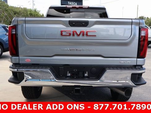 New 2025 GMC Sierra 2500 SLT w/ SLT Premium Package image 6