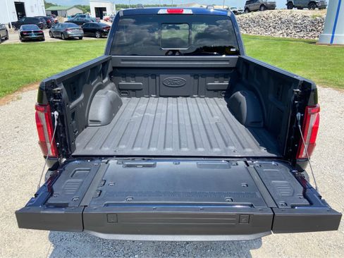 Used 2025 Ford F150 Lariat w/ Equipment Group 502A High AWD/4WD image 5