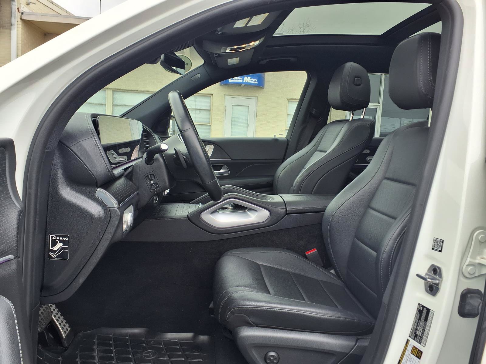Used 2023 Mercedes-Benz GLS 450 4MATIC image 14