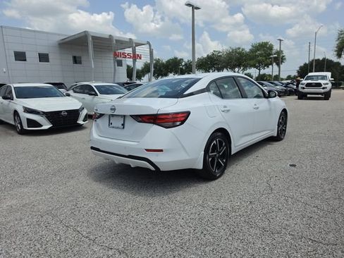 Certified 2025 Nissan Sentra SV w/ All-Weather Package FWD image 7