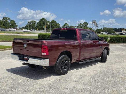 Used 2019 RAM 1500 Classic SLT RWD image 5