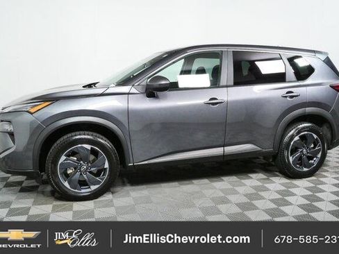 Used 2025 Nissan Rogue SV AWD/4WD image 28