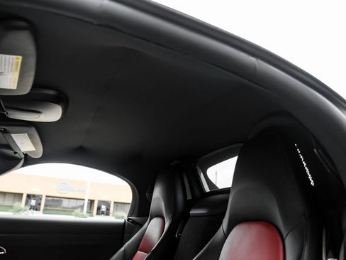 Used 2021 Porsche 718 Boxster S RWD image 38