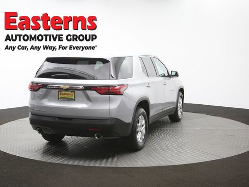 Used 2022 Chevrolet Traverse LS AWD/4WD image 41