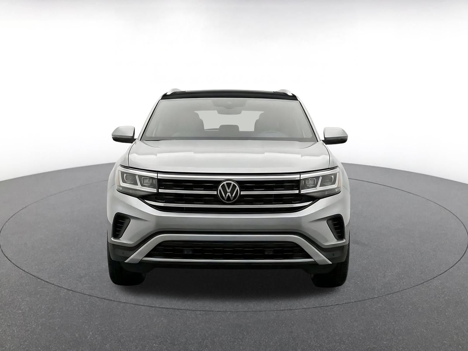 Used 2026 Volkswagen Atlas Cross Sport SE FWD image 2