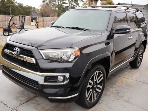 Used 2019 Toyota 4Runner Limited image 7