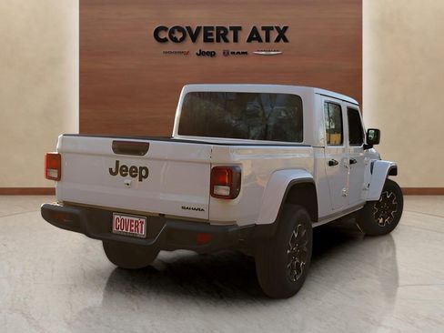 New 2026 Jeep Gladiator Sport image 5