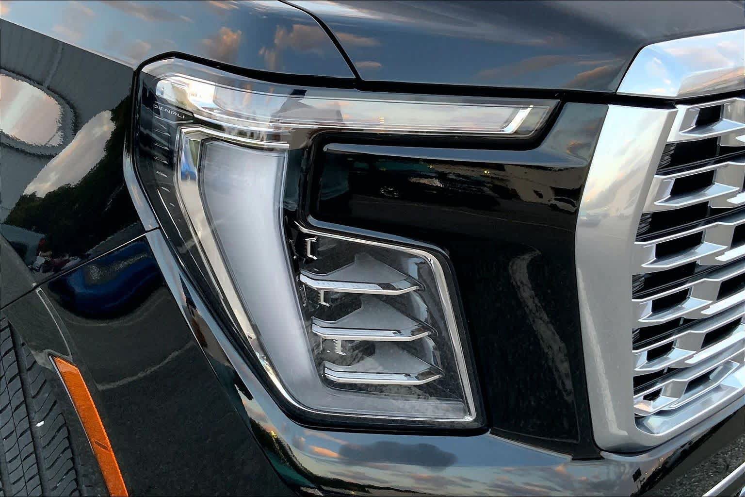 Used 2026 GMC Yukon Denali w/ Denali Reserve Package RWD image 24