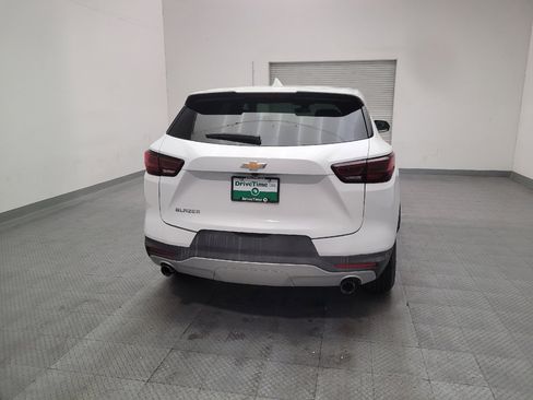 Used 2025 Chevrolet Blazer LT FWD image 7