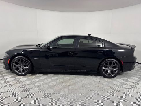 Used 2019 Dodge Charger R/T image 9