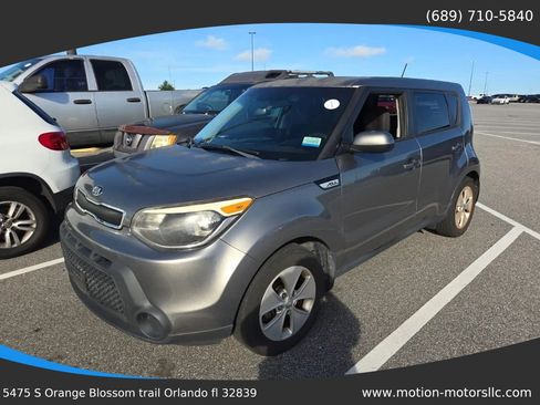 Used 2015 Kia Soul FWD image 1