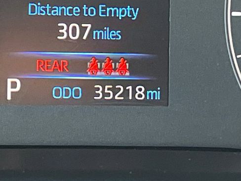 Used 2024 Toyota Corolla LE image 23