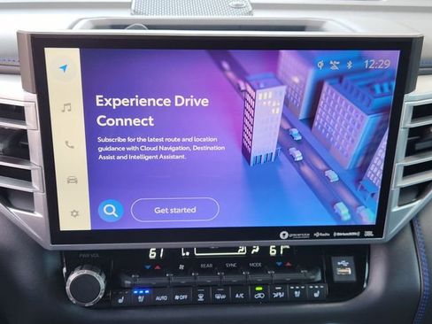 Used 2023 Toyota Sequoia Platinum image 12