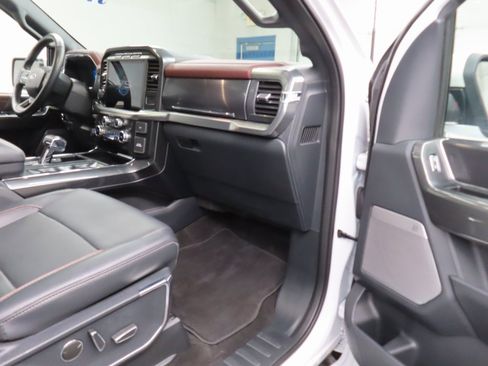 Used 2023 Ford F150 Lariat w/ Equipment Group 502A High image 29