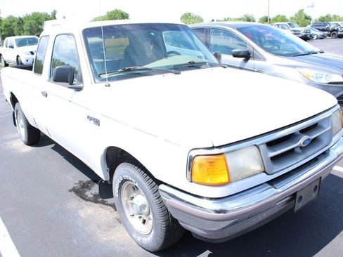 Used 1997 Ford Ranger XL RWD image 3