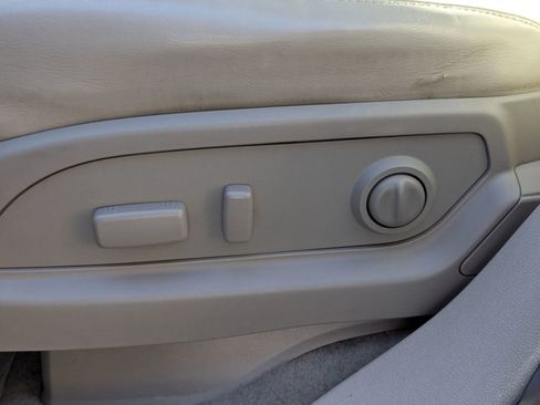 Used 2013 Buick Enclave Premium image 21