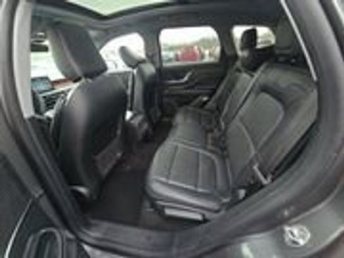 Used 2022 Lincoln Corsair Reserve w/ Equipment Group 201A image 5