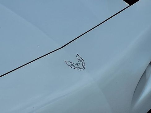 Used 1991 Pontiac Firebird Coupe image 28