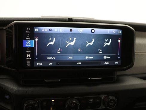 Used 2025 Jeep Gladiator Willys image 23