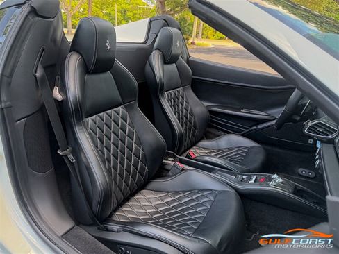 Used 2015 Ferrari 458 Spider RWD image 26