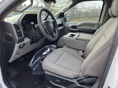 Used 2020 Ford F150 XLT w/ Trailer Tow Package image 11